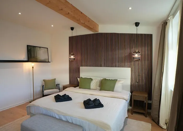 Signature Penthouse - 120 Qm - Private Terrace And Sky View Λειψία