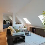 Signature Penthouse - 120 Qm - Private Terrace And Sky View Lipsk